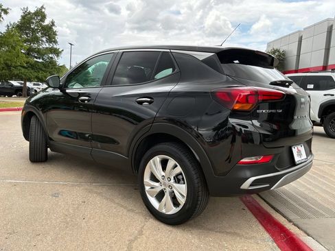 Used 2025 Buick Encore GX Preferred FWD image 8
