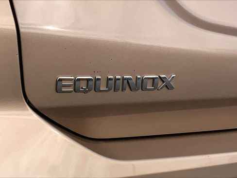 Used 2019 Chevrolet Equinox LT image 31