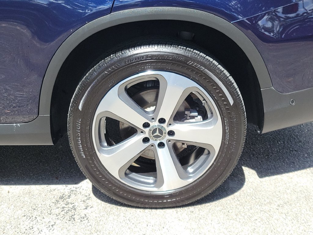 Used 2019 Mercedes-Benz GLC 300 image 5
