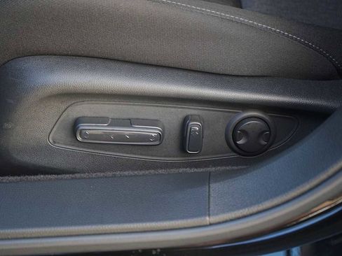 Certified 2025 Honda Accord SE image 12