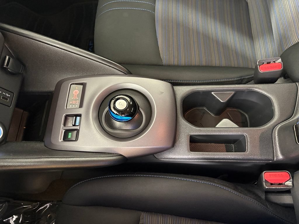 Used 2025 Nissan Leaf S FWD image 34
