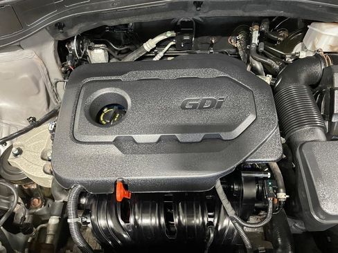 Used 2018 Hyundai Santa Fe Sport image 37