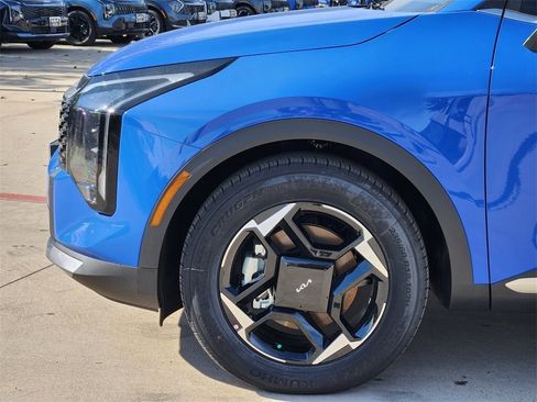 New 2026 Kia Sportage EX w/ EX Panorama Roof Package image 5