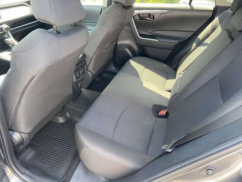 Used 2024 Toyota RAV4 LE FWD image 19