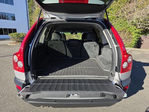 Used 2003 Volvo XC90 T6 image 12
