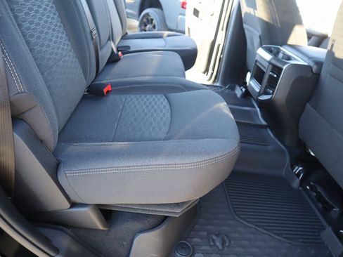 New 2026 RAM 2500 Big Horn AWD/4WD image 15