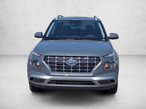 New 2026 Hyundai Venue SEL FWD image 2