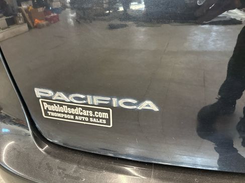 Used 2018 Chrysler Pacifica Limited image 88