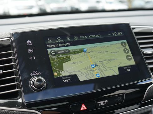 Used 2022 Honda Pilot Black Edition image 24