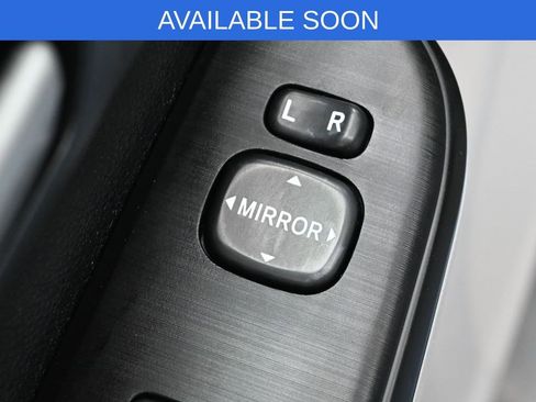 Used 2012 Toyota Camry LE image 12