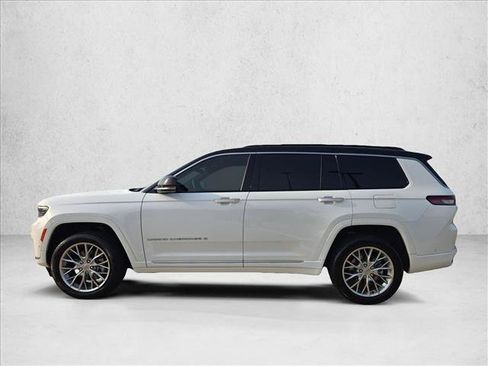 Used 2024 Jeep Grand Cherokee L Summit w/ Luxury Tech Group V AWD/4WD image 9