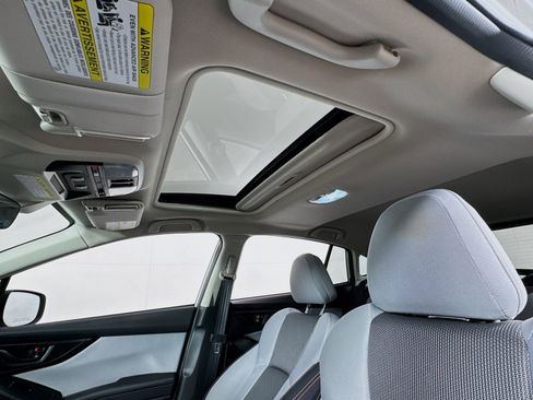 Used 2022 Subaru Crosstrek 2.0i Premium w/ Moonroof Package AWD/4WD image 15