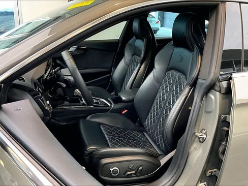 Used 2023 Audi S5 Prestige w/ Prestige Package image 7