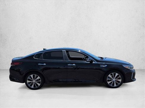 Used 2017 Kia Optima SX FWD image 9