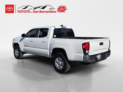 Certified 2023 Toyota Tacoma SR5 image 3