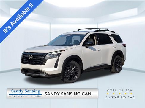Certified 2026 Nissan Pathfinder SL w/ SL Premium Package FWD image 1