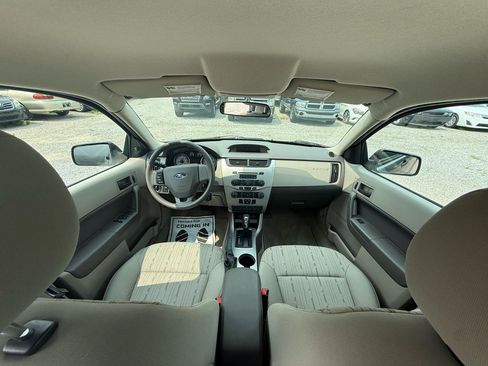 Used 2011 Ford Focus SE FWD image 26