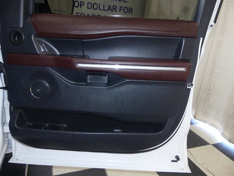 Used 2022 Ford Expedition Max Limited AWD/4WD image 25