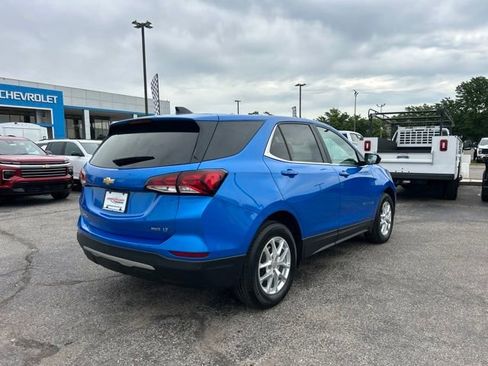 Used 2024 Chevrolet Equinox LT AWD/4WD image 3