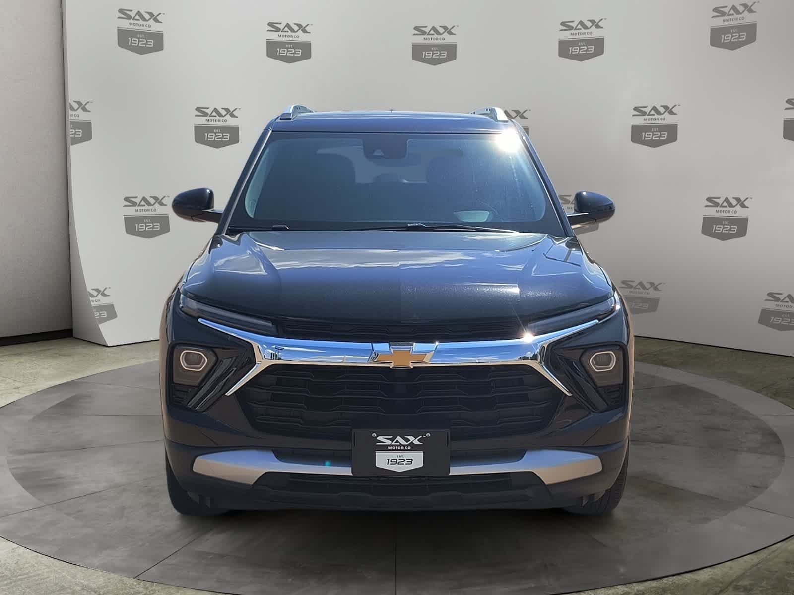 Used 2025 Chevrolet TrailBlazer LT w/ Driver Confidence Package AWD/4WD image 8