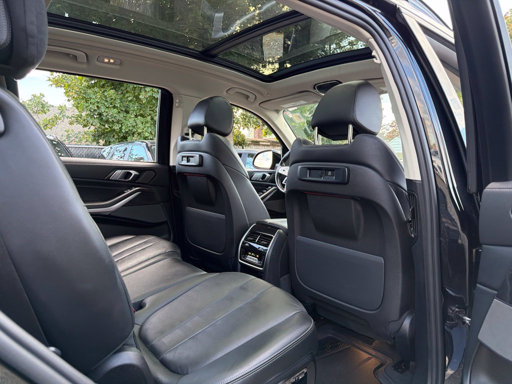Used 2022 BMW X7 xDrive40i w/ Premium Package AWD/4WD image 20