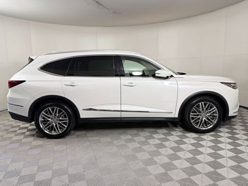 Used 2023 Acura MDX SH-AWD w/ Advance Package image 8