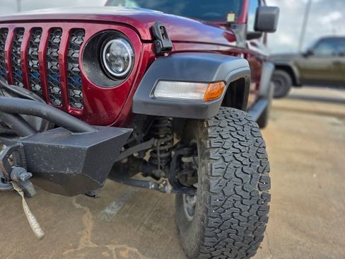 Used 2021 Jeep Gladiator Sport w/ Trailer Tow Package AWD/4WD image 28