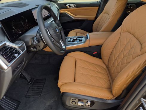 New 2026 BMW X5 xDrive40i w/ Climate Comfort Package AWD/4WD image 13