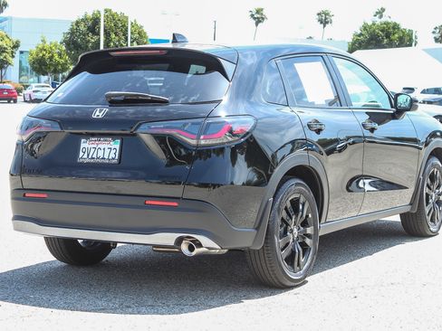 Certified 2026 Honda HR-V Sport image 9