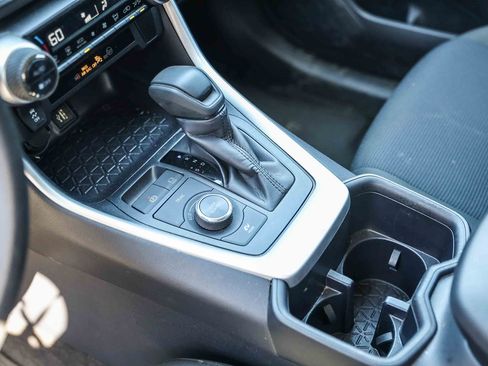 Used 2025 Toyota RAV4 LE image 13