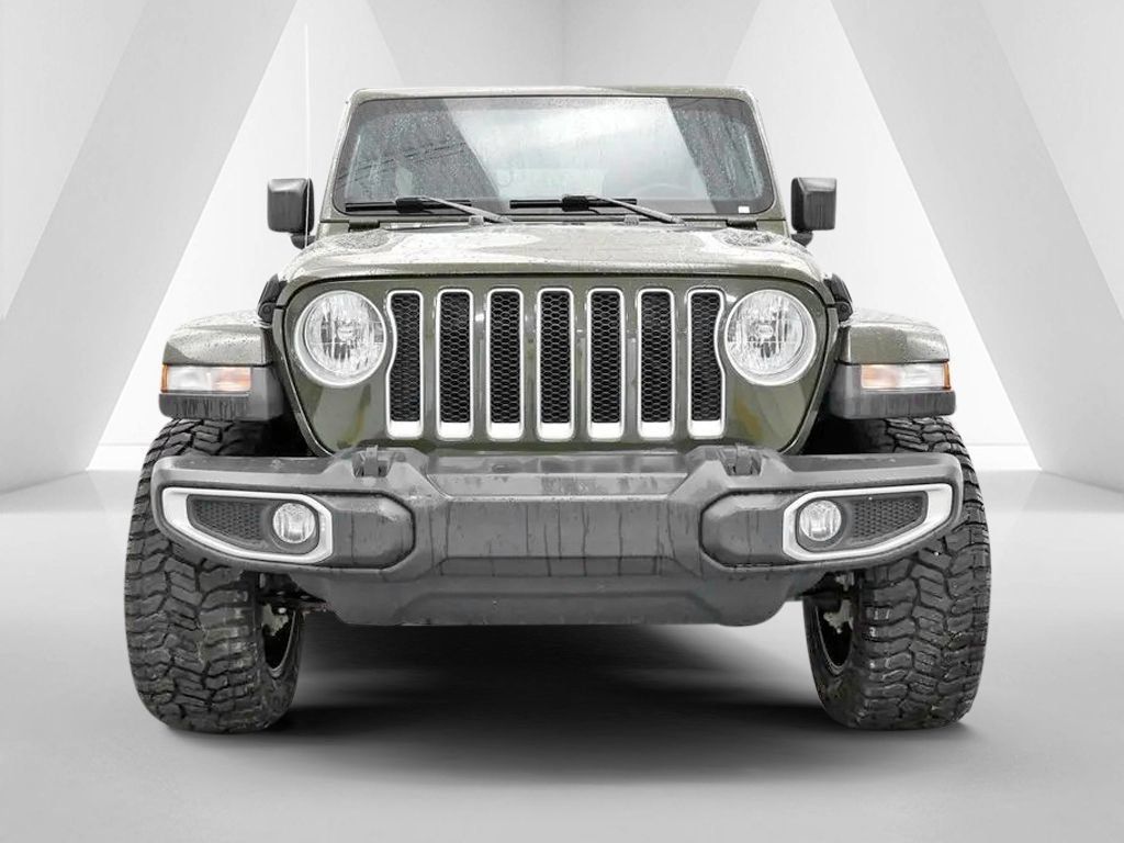 Used 2022 Jeep Wrangler Unlimited Sahara AWD/4WD image 2