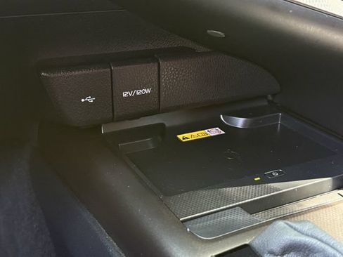 Certified 2022 Toyota Camry XSE FWD image 19
