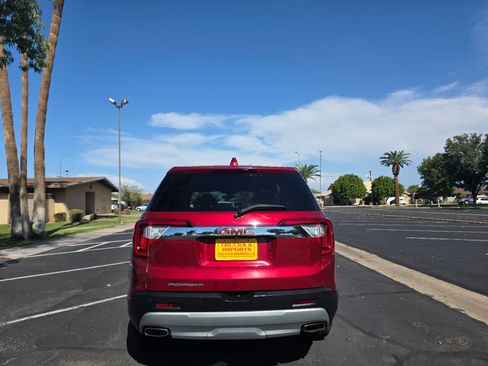 Used 2020 GMC Acadia SLE FWD image 8