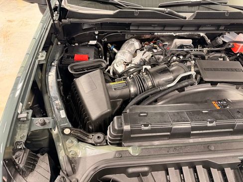 Used 2025 Chevrolet Silverado 2500 LT image 37