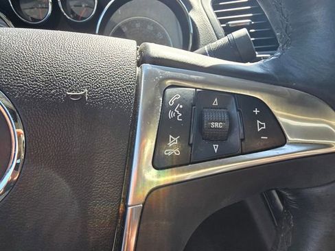 Used 2013 Buick Regal Premium FWD image 16