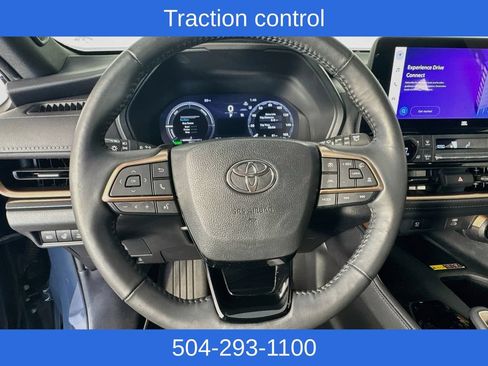 Used 2024 Toyota Grand Highlander AWD Hybrid image 13