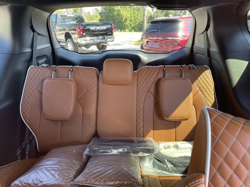 New 2026 Chrysler Pacifica Pinnacle image 55