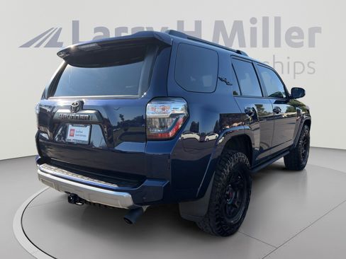 Used 2022 Toyota 4Runner TRD Off-Road Premium AWD/4WD image 5