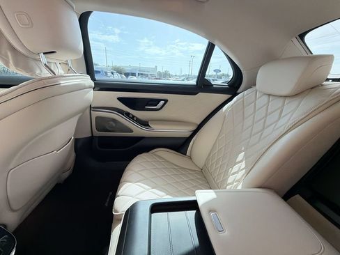 Used 2022 Mercedes-Benz S 580 4MATIC Sedan image 32
