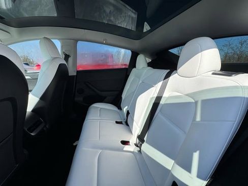Used 2023 Tesla Model Y Long Range image 11