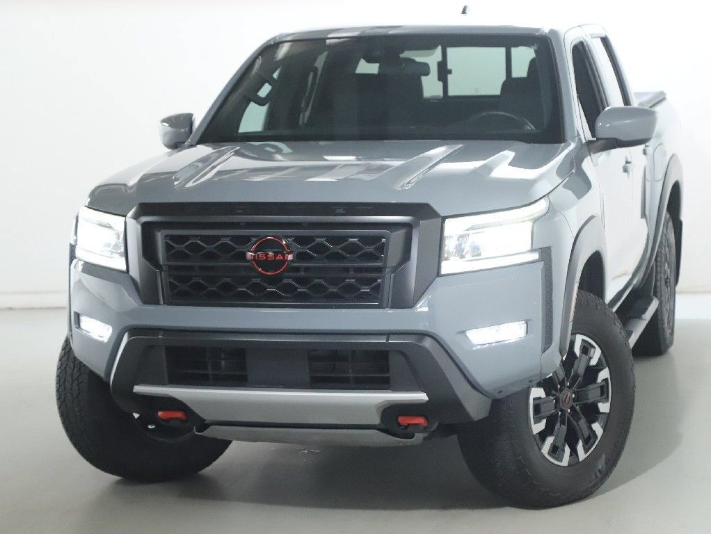 Certified 2024 Nissan Frontier PRO-4X w/ Technology Package AWD/4WD image 3