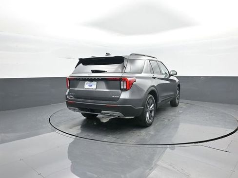 New 2026 Ford Explorer Active w/ Active Comfort Package image 7