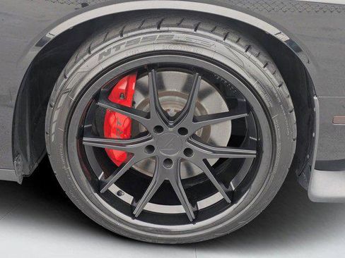 Certified 2022 Dodge Challenger R/T Scat Pack w/ Driver Convenience Group image 9