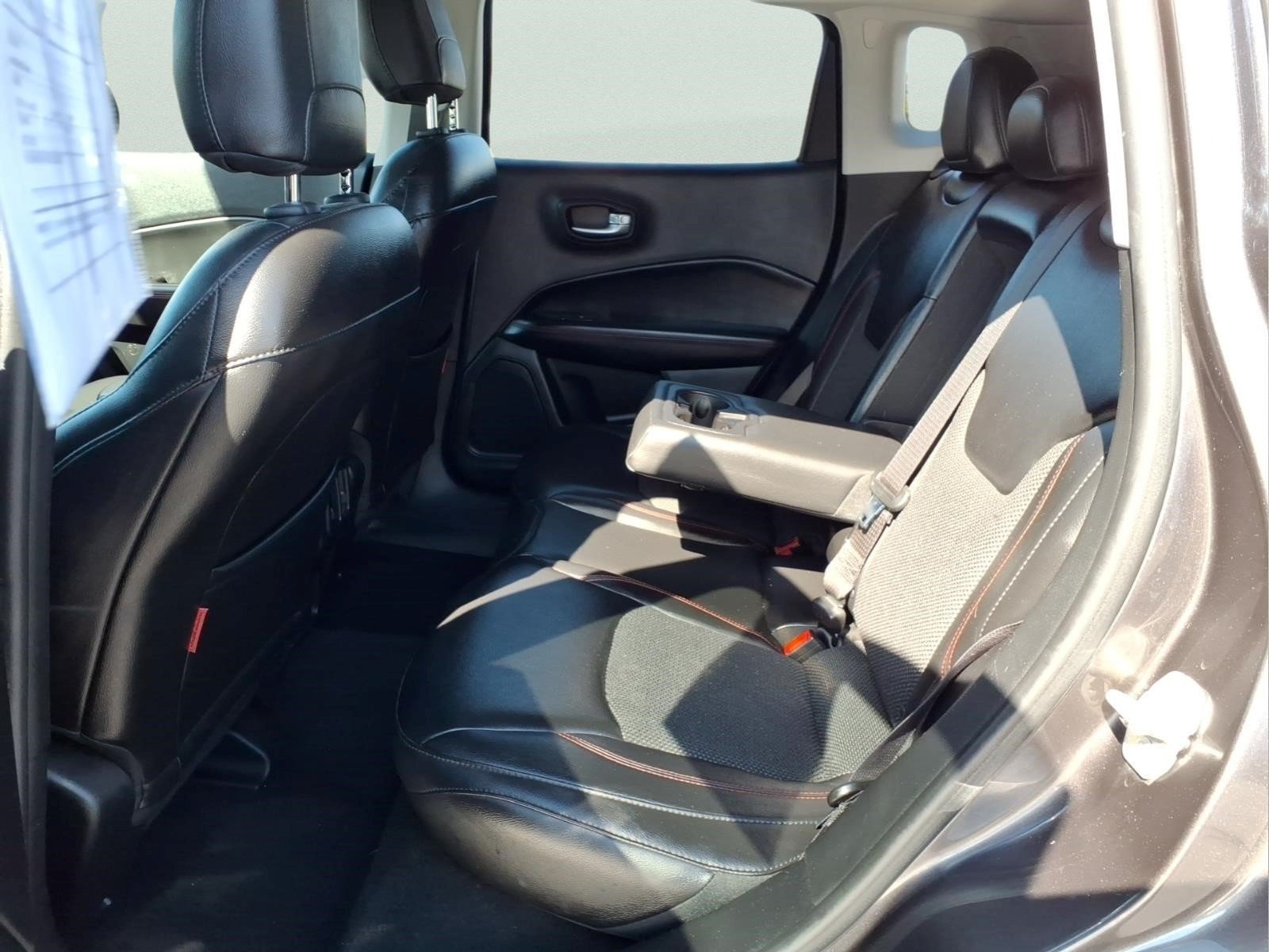 Used 2018 Jeep Compass Trailhawk AWD/4WD image 12