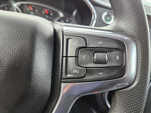 Used 2021 Chevrolet Blazer LT FWD image 24