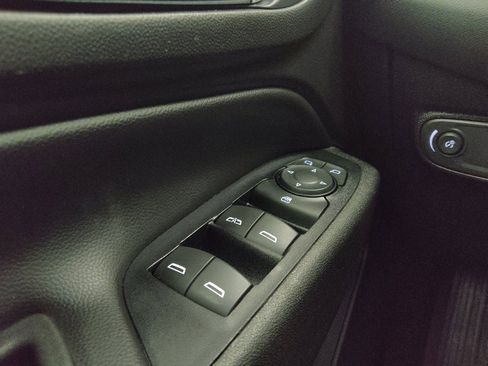 Used 2019 Chevrolet Equinox LT image 27