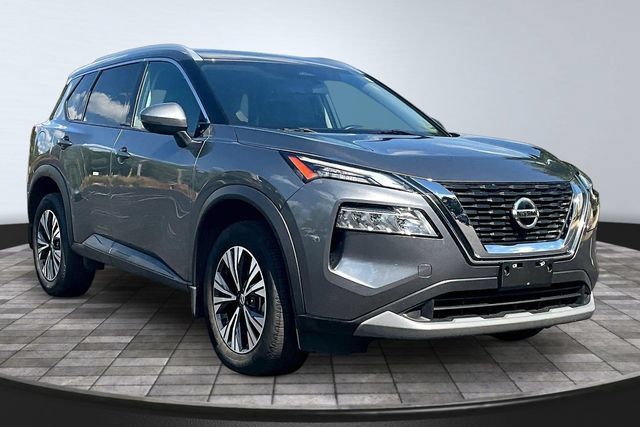 Used 2021 Nissan Rogue SV w/ Premium Package AWD/4WD image 3