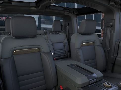 New 2025 GMC Hummer EV 2X AWD/4WD image 24