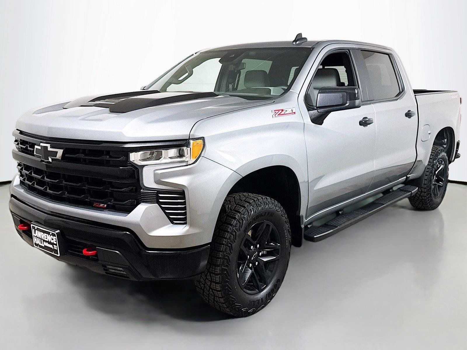 Used 2024 Chevrolet Silverado 1500 LT Trail Boss w/ Convenience Package II AWD/4WD image 1