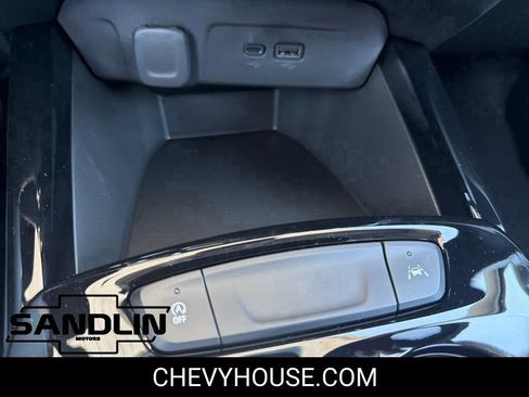 New 2026 Chevrolet Trax LT w/ Driver Confidence Package FWD image 31
